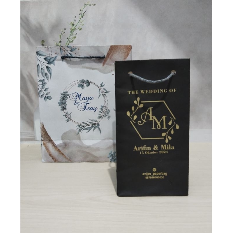 

PAPERBAG SABLON FREE DESIGN DAN CUSTOM UKURAN