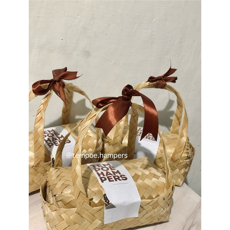 

Hampers Nostalgia/Paket Jajanan jaman dulu/Makanan Jadul Isi Banyak