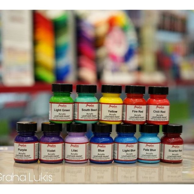 

Hematku Angelus Acrylic Leather Paints 1oz Varian 2 WHITE BLACK CREAM GREY