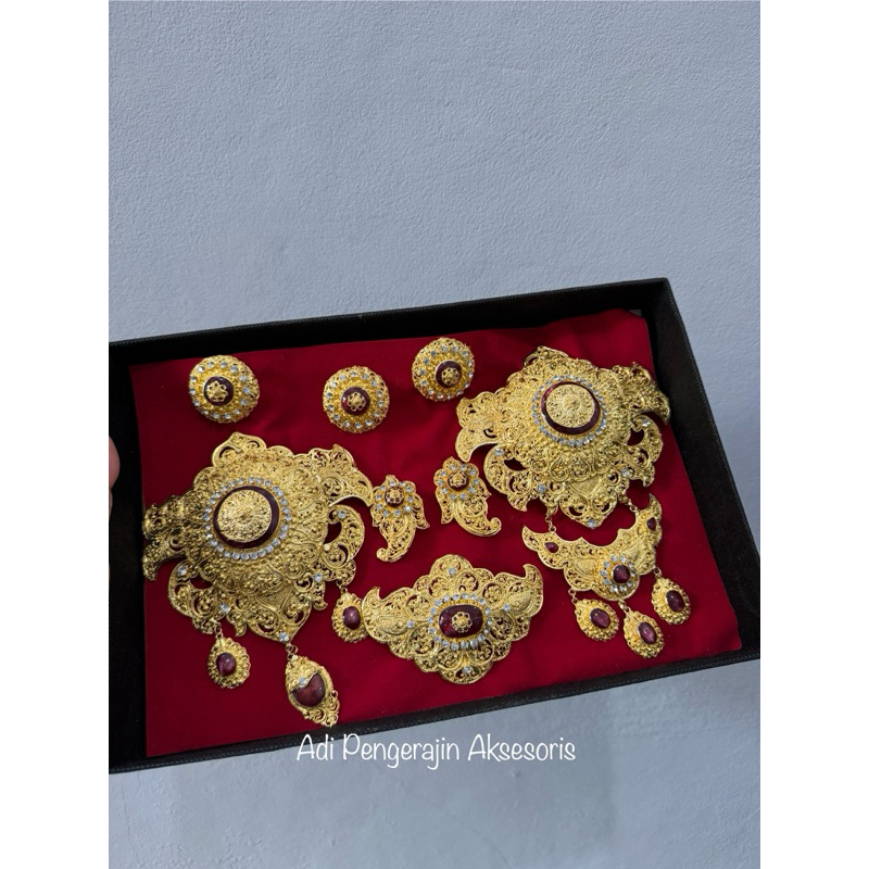 Set Bros Pengantin Bali/Aksesoris Pengantin/Payas Agung Bali