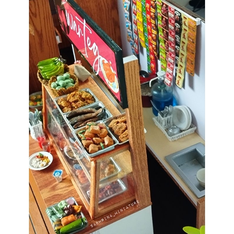 Mainan Anak Miniatur Warteg Warung Tegal Makanan Accessories Boneka/Action Figure
