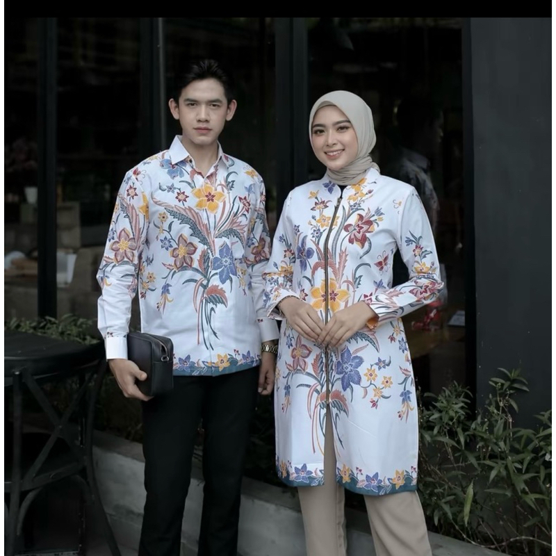 COUPLE BATIK SOLO