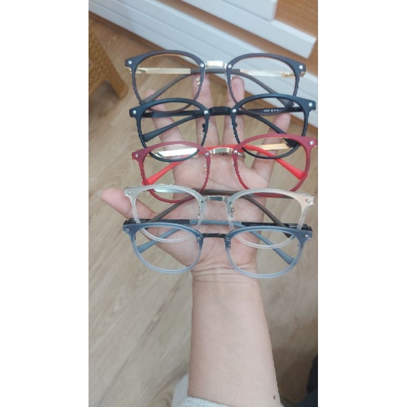 Kacamata Calvin Kelvin ~ Optik MataKu Padang