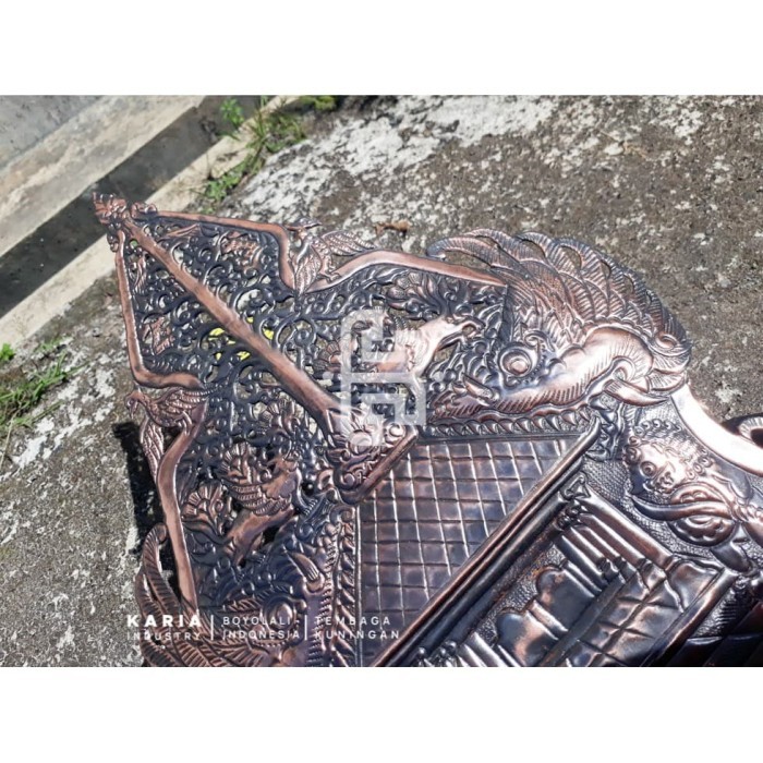 gunungan wayang tembaga lampu hadiah