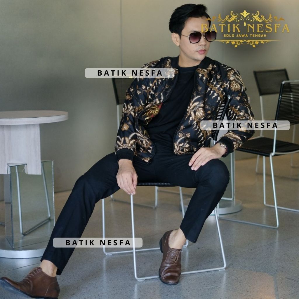 Jaket Batik BOMBER Pria Murah Motif Kerishitam.