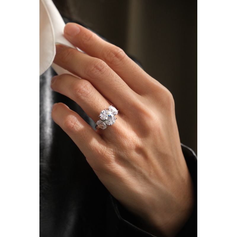 CZ OVALE TRILOGY RING / CINCIN