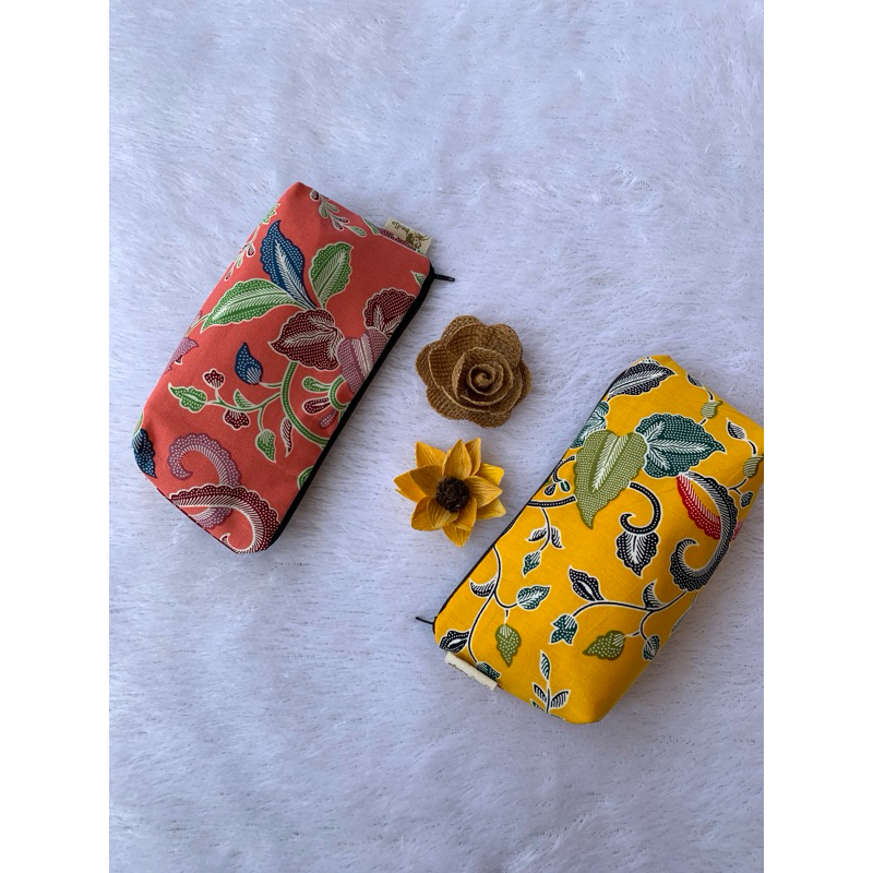 

CASE PENCIL KOSMETIK BATIK GENTHONG WADAH PENSIL BATIK GENTHONG