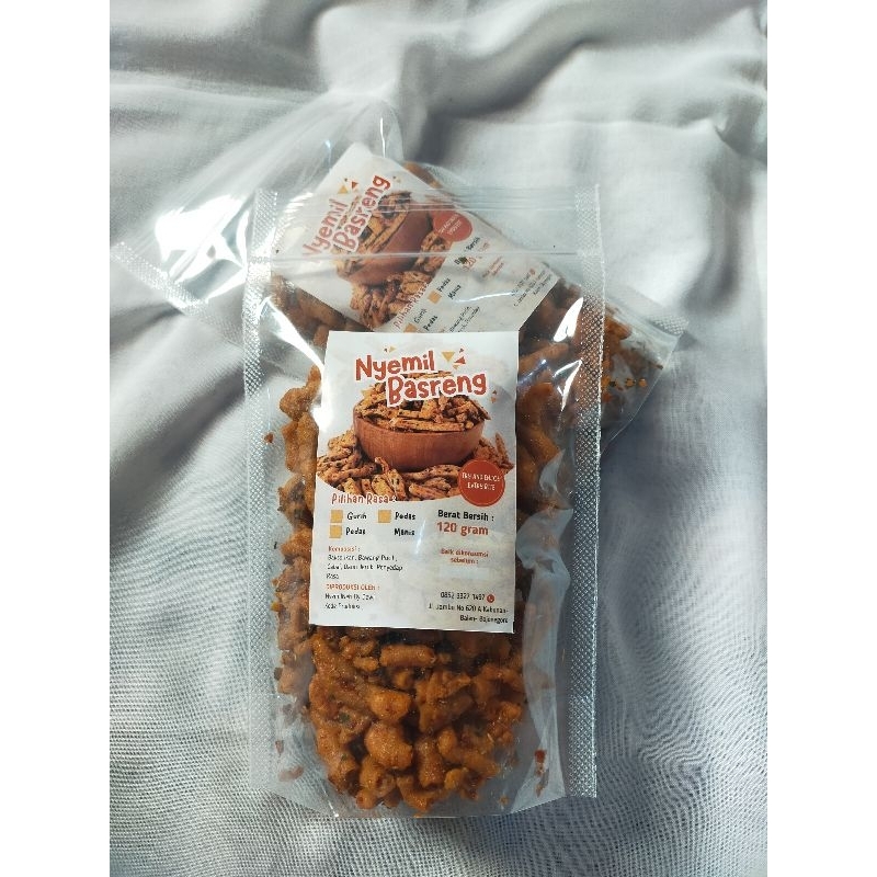 

Kripik Usus Pedas, Ori Daun Jeruk