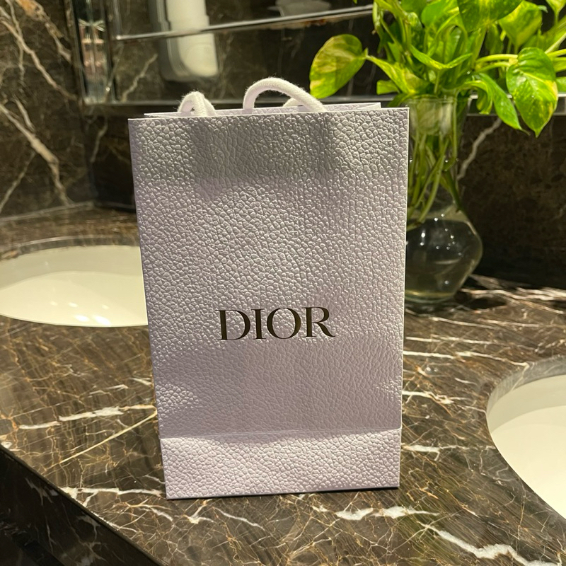 

[READY LANGSUNG KIRIM] PAPERBAG DIOR ORI WHITE