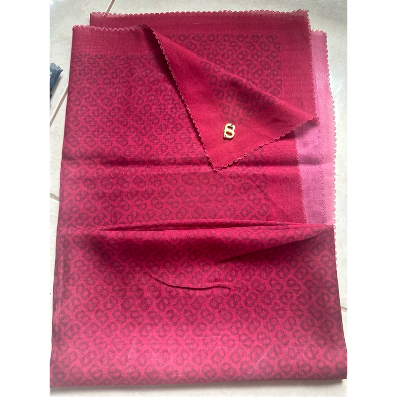 buttonscraves tapis warna red
