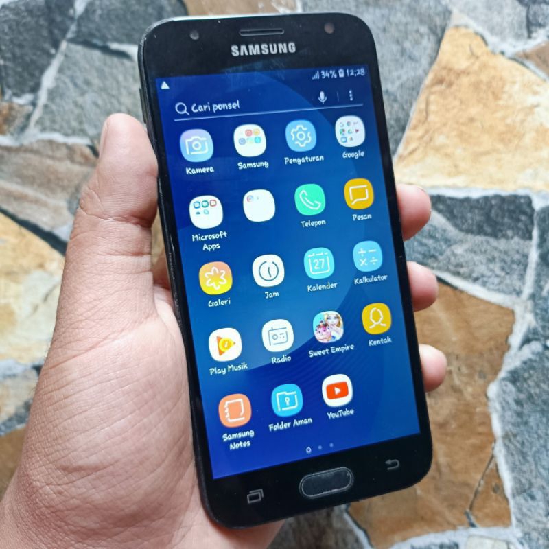 SAMSUNG GALAXY J3 PRO 2/16 HP SECOND NORMAL SIAP PAKAI,BERKUALITAS
