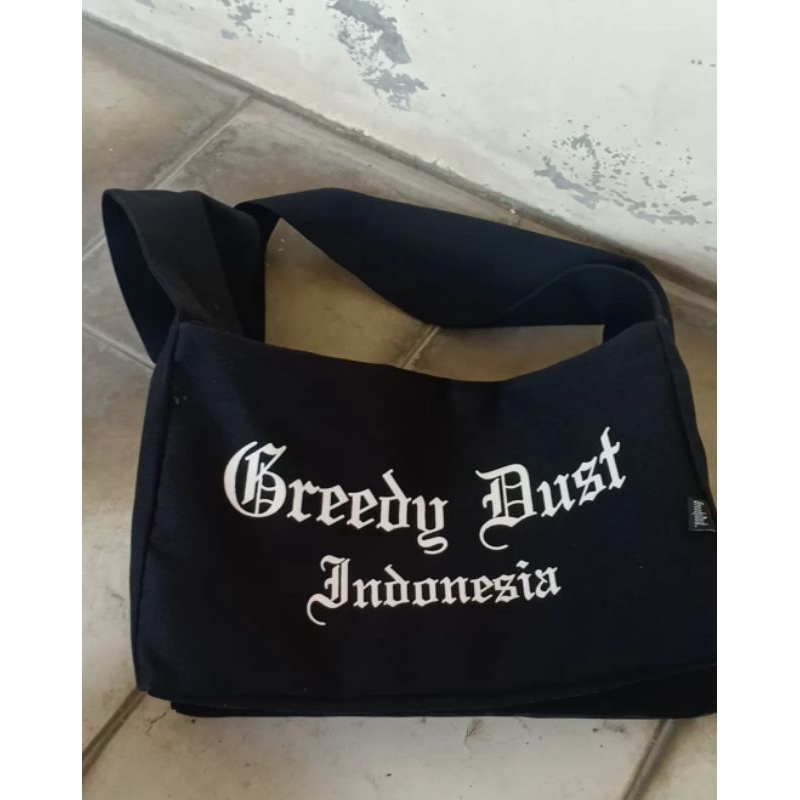 SB greedy dust