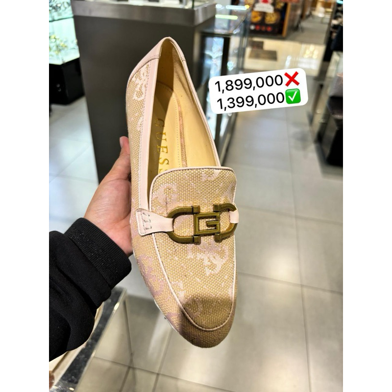 DISC GUESS BUTIK FLAT SHOES