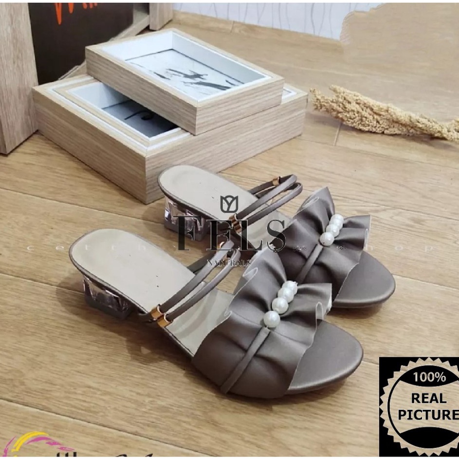 MURAH sendal hak kaca anak mawar