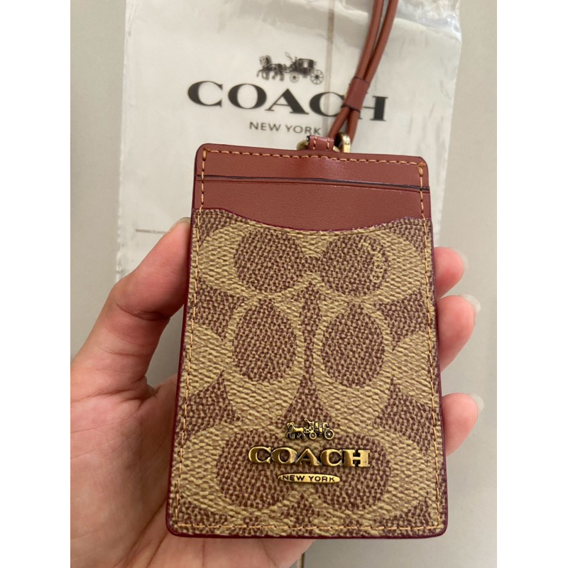 

Preloved Coach Lanyard Original!