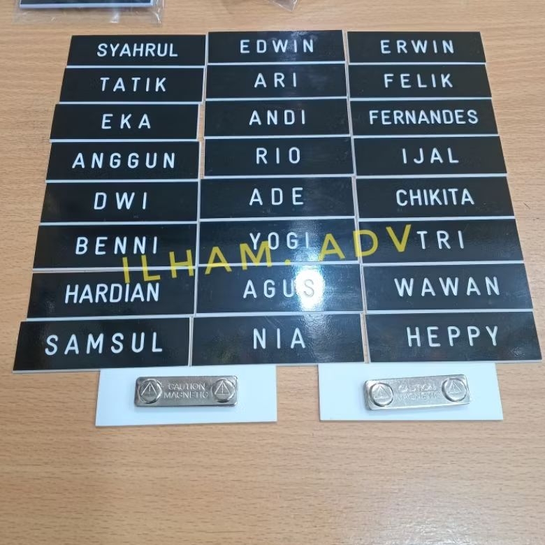 

Papan nama dada grafir PDH TNI/Polri name tag dada~magnet