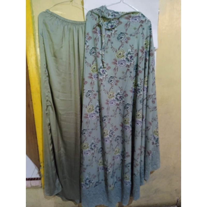 Preloved Mukena Armany Silk