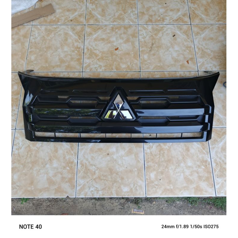 grill xpander cross 2022-2023-2024