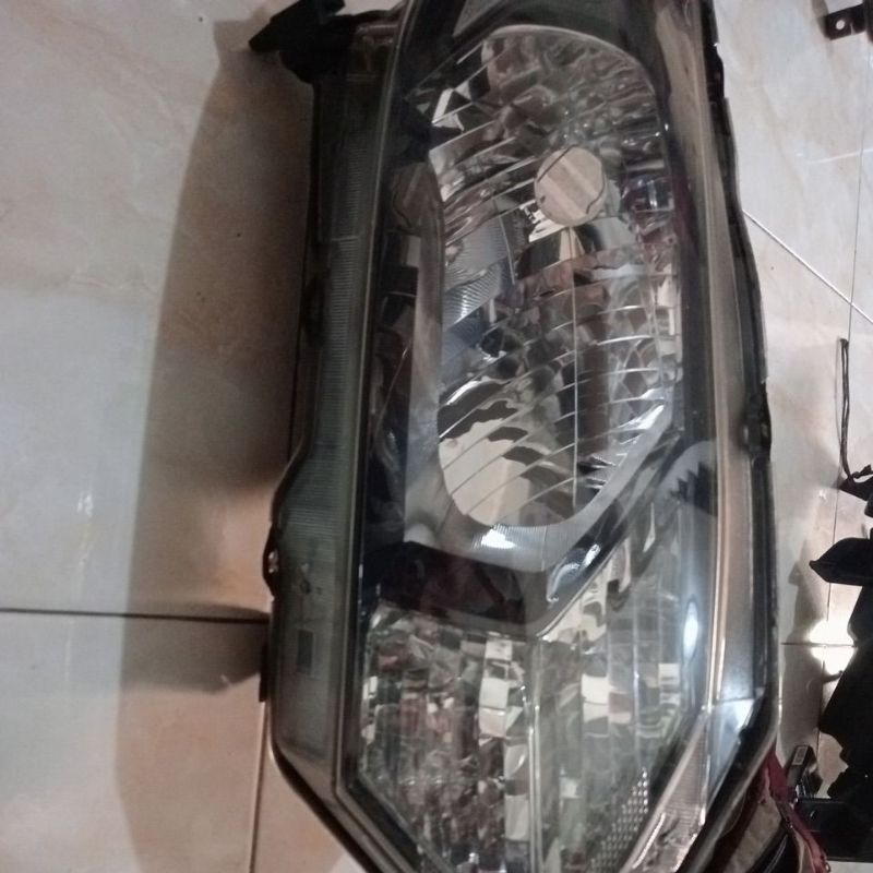 headlamp HRV 2015-2018