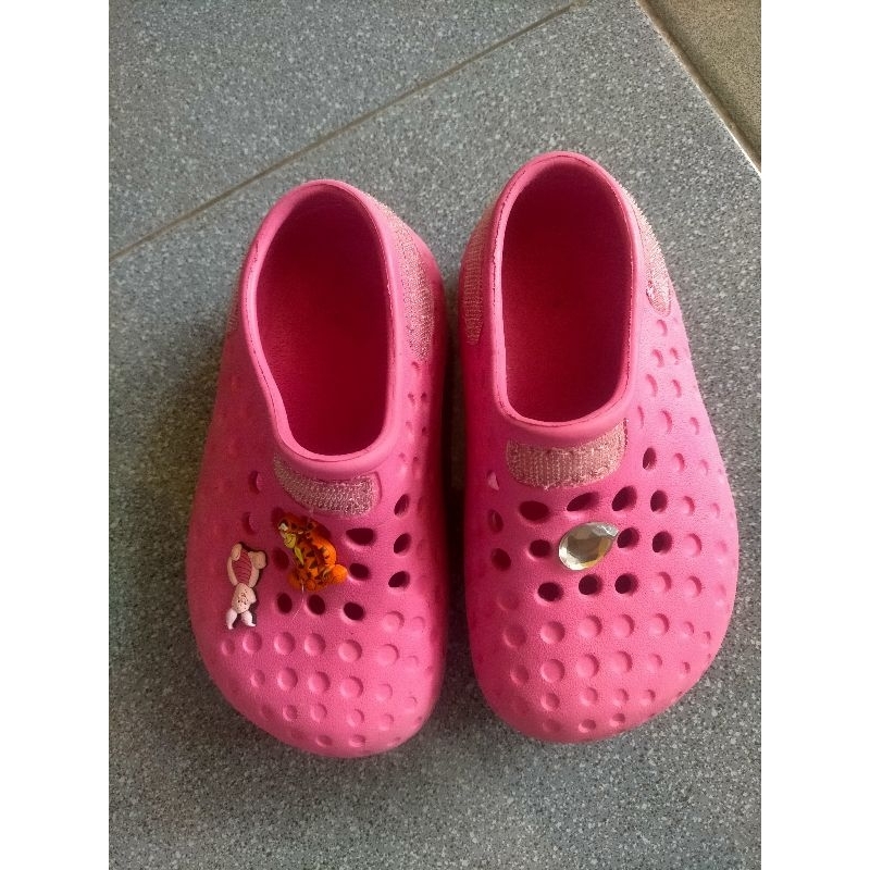 sendal Crocs anak
