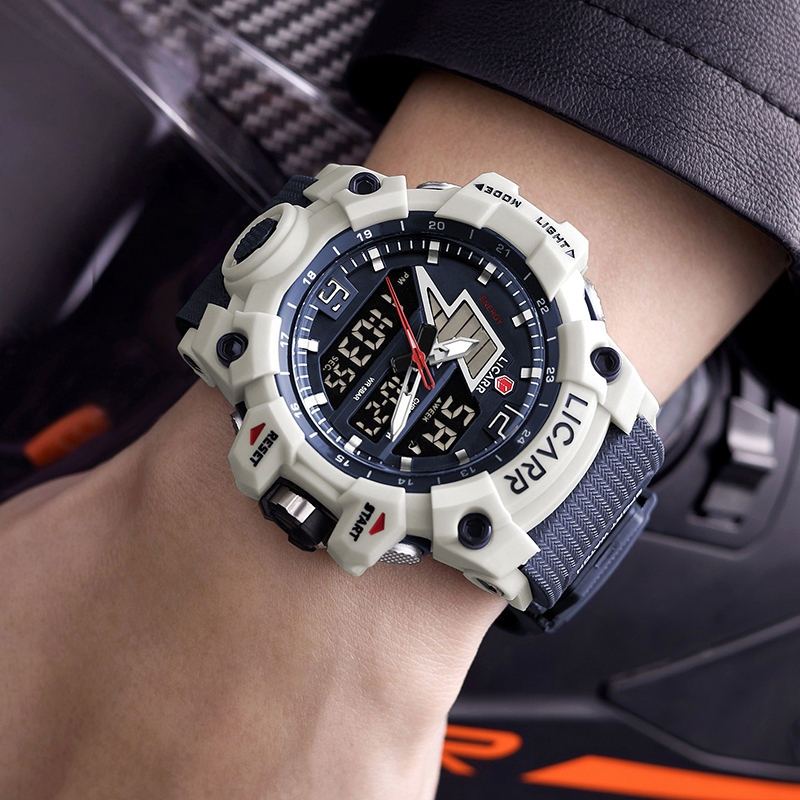 TERBARU  LICARR Jam Tangan Pria Olahraga Analog Digital Fashion Kuarsa Santai Anti Air Jam Tangan