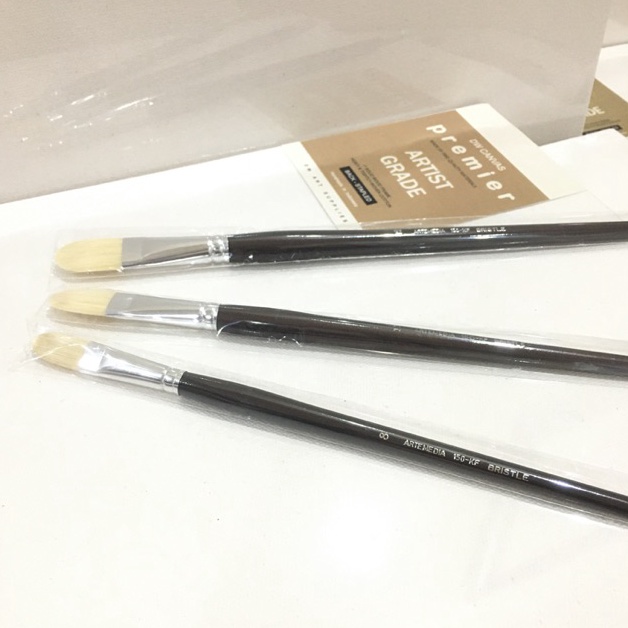 

KODE K62R Arte brown filbert bristle brush