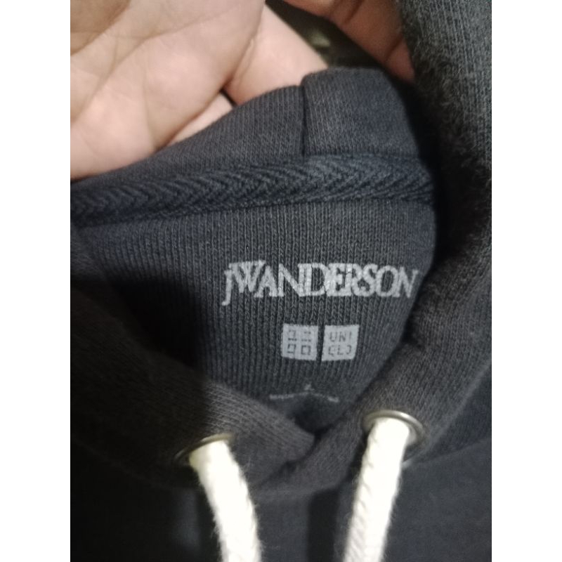 HODDIE Uniqlo X Jw Anderson