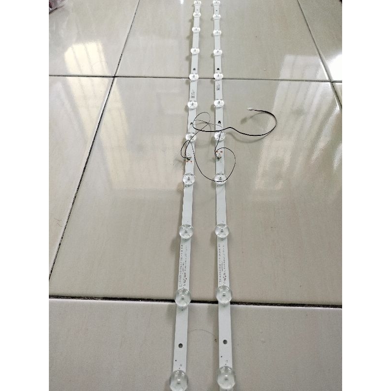 BackLight BL Lampu LED TV original Aqua LE43AQT1000U 43AQT1000U 43AQT1000