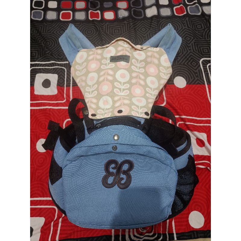 Gendongan hipsit SINBI kantong besar