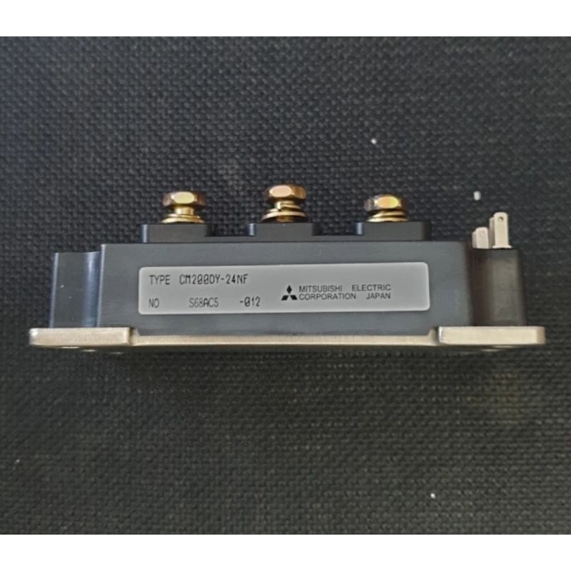IGBT MITSUBISHI CM200DY-24NF