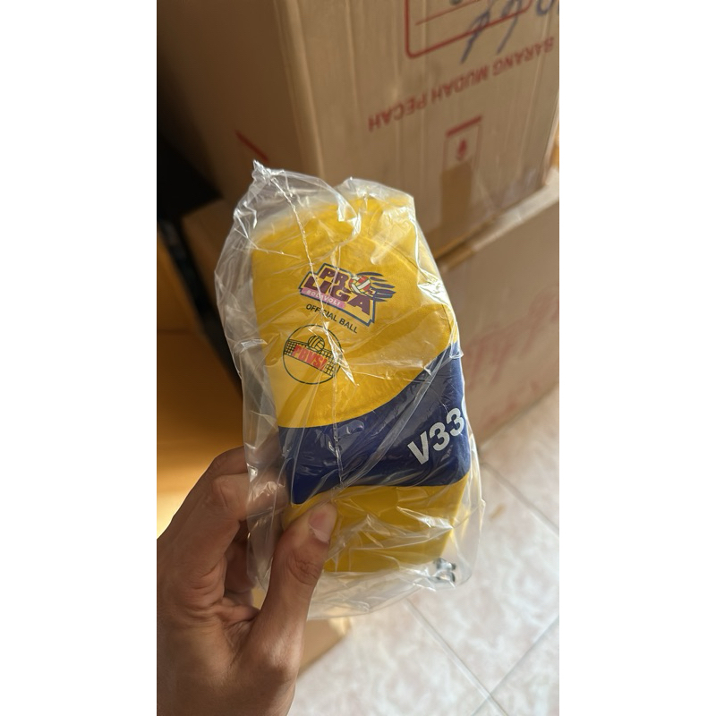 Bola Voli Mikasa V330W Original Logo Pbvsi