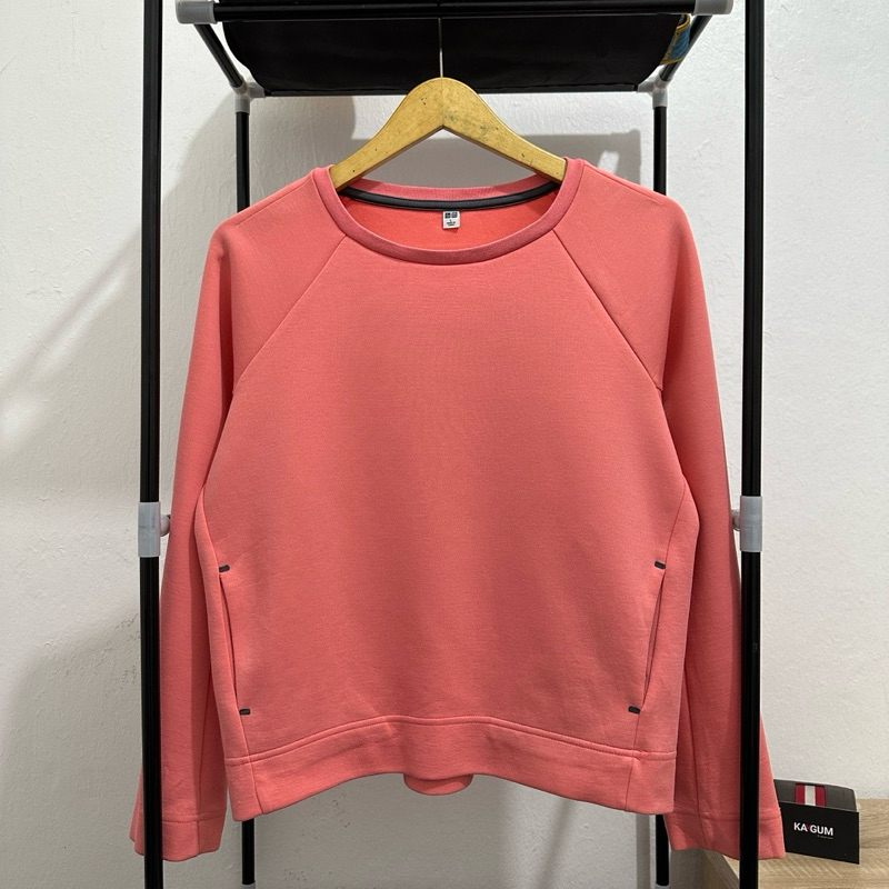 Uniqlo Softshell Sweater Pocket