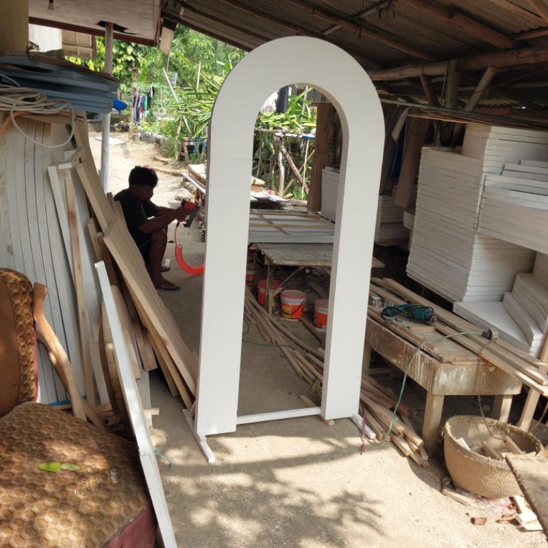 backdrop triplek dekorasi. pelaminan. wedding. lamaran. bahan triplek kayu. rustic bunga kering deko