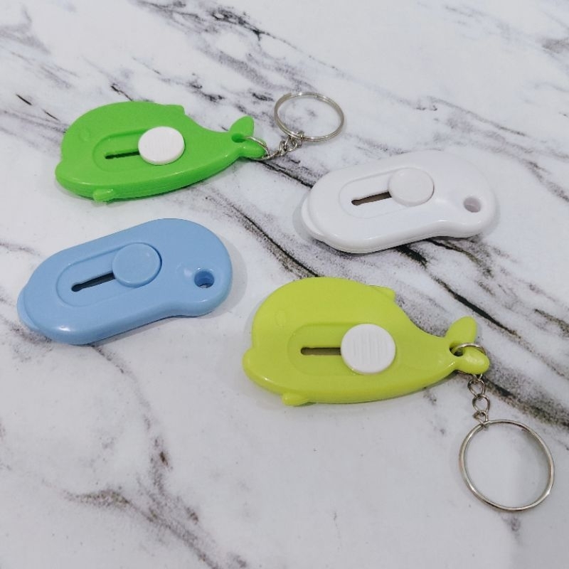 

CUTTER PEMOTONG MINI KARAKTER