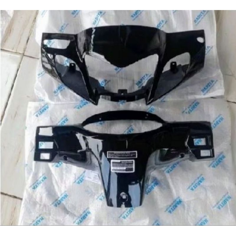 BATOK KEDOK KEP ALA LAMPU DEPAN BELAKANG KARISMA KHARISMA 125 D X CAKRAM HITAM .MIRIP ORIGINAL.