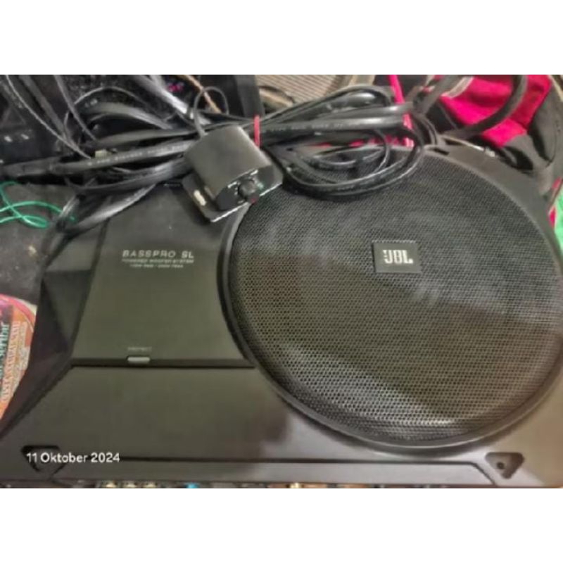 Subwoofer Kolong Basspro SL bekas mulus Lengkap Bass kontrol