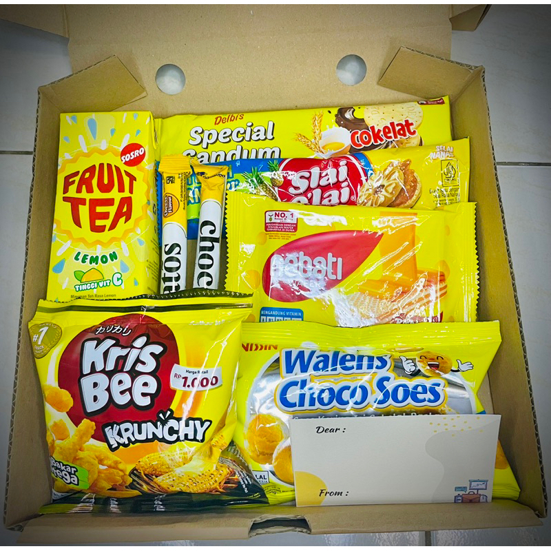 

Yellow Hampers Snack Kado Ultah Wisuda Anniv Hampers Box Yellow Packages Free Kartu Ucapan