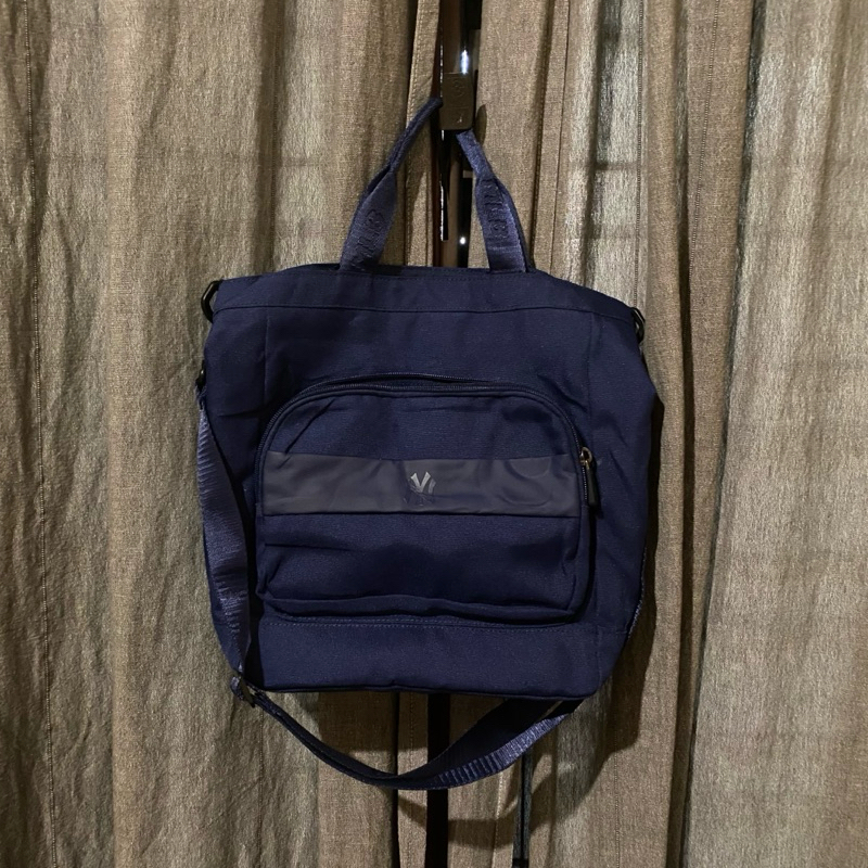 Tas Fashion Nilon Halus Navy MLB Thrifting / Preloved