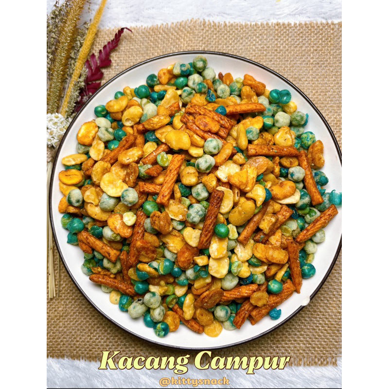 

Kacang Campur 500gr
