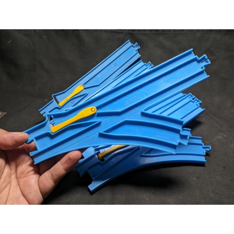 Rel Takara Tomy Plarail R-11