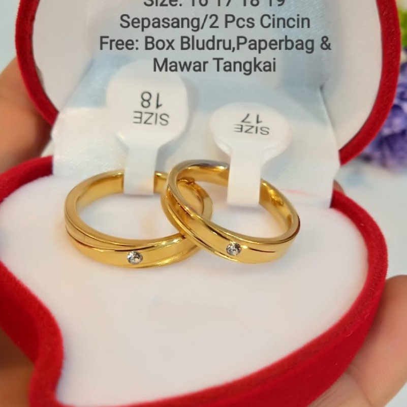 cincin couple gold mata Cincin Tunangan Box LOVE
