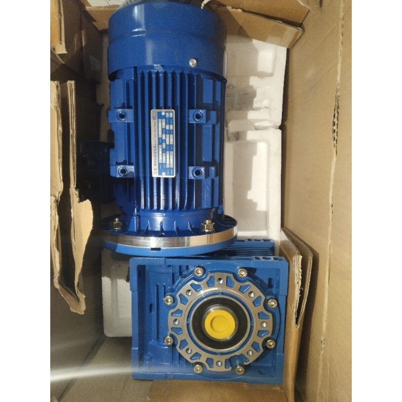 Wormgear NMRV 075 2HP (1.5KW) gearbox nmrv 075 + dinamo 1.5kw 3 phase