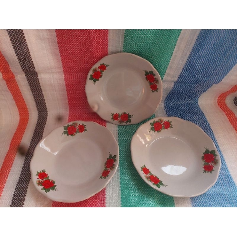 Piring kecil keramik/piring tatakan/piring kue/piring 6 bintang *isi 6 buah*