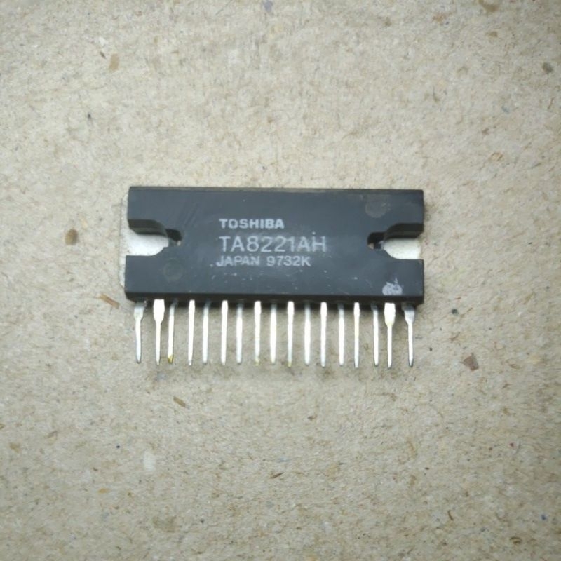 IC TA 8221