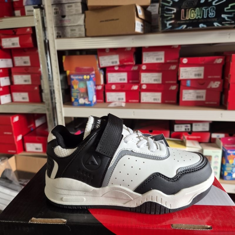 Airwalk Baltic JR Putih Hitam Sepatu Sneakers Anak Laki-Laki | Boys Kids Sneakers Shoes Airwalk orig