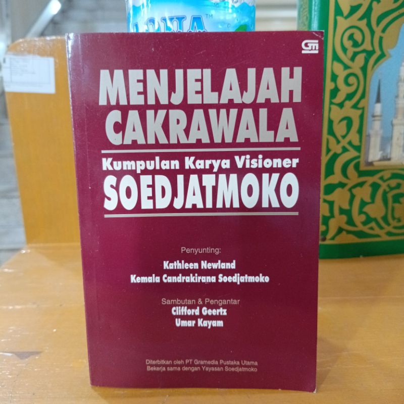 Menjelajahi Cakrawala Kumpulan Karya Visioner Soedjatmoko