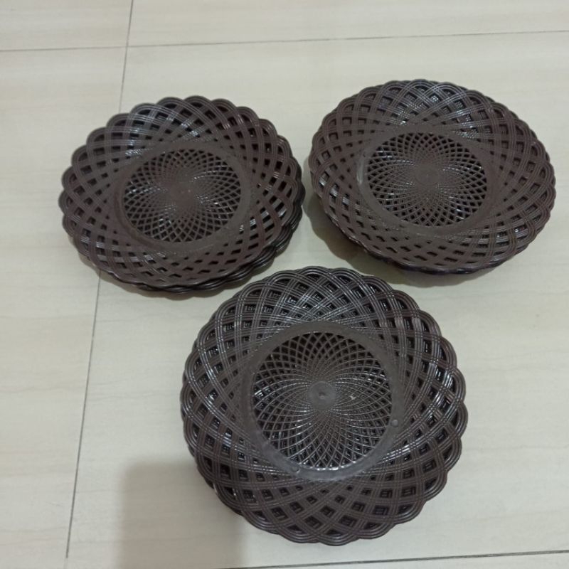 Piring plastik rotan / Piring rotan plastik/ Piring rotan plastik anyaman /Piring plastik murah