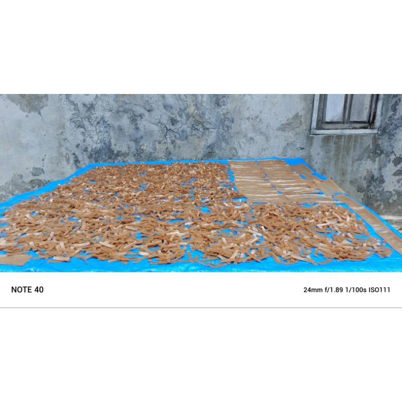 

Krupuk rambak mentah Tapioka