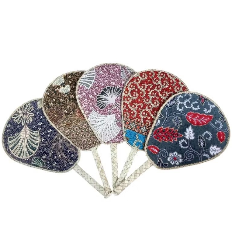 Bisa COD Kipas Tangan Souvenir Anyaman Pandan Motif Batik - Kipas Anyaman pandan Tradisional