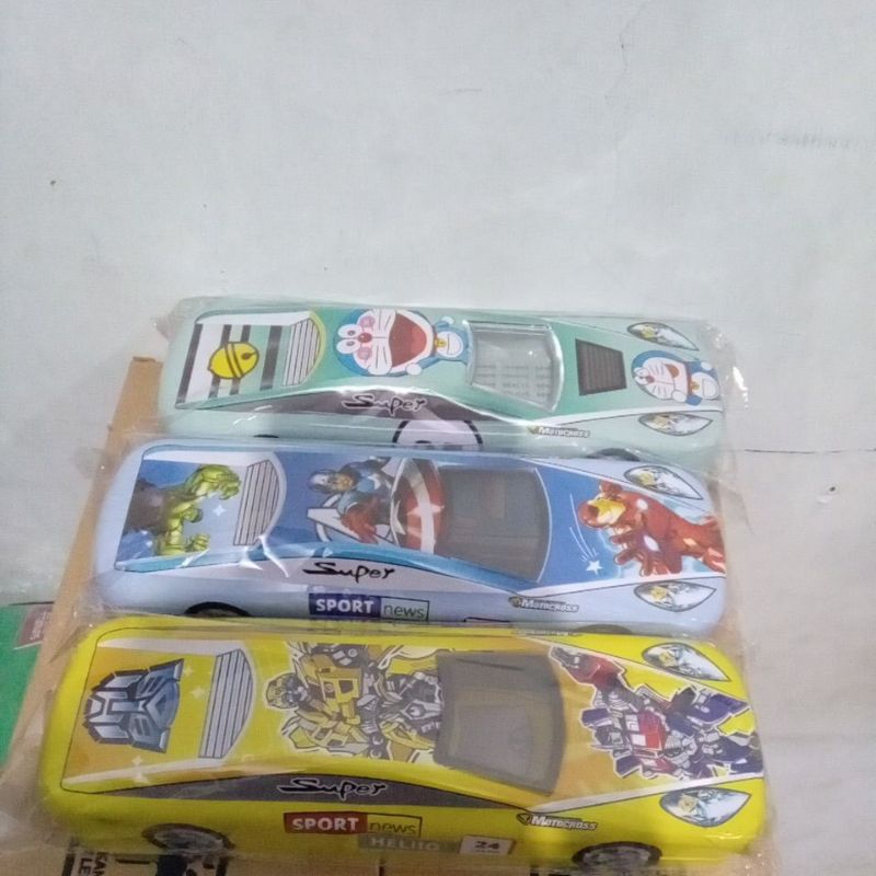 

kotak pensil kaleng bentuk mobil 2 tingkat